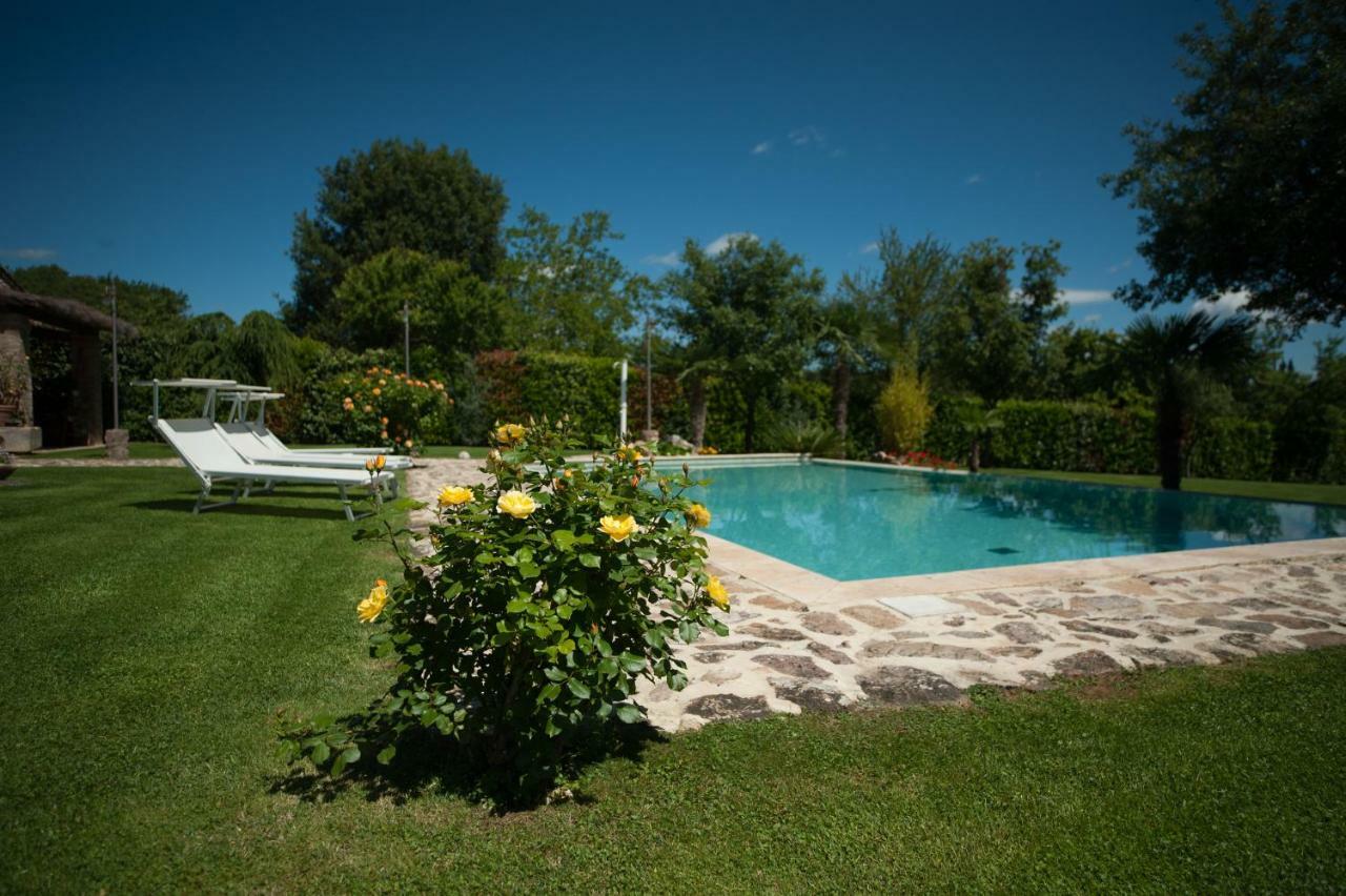 Casa Viale Dei Cipressi Villa Совичиле Екстериор снимка